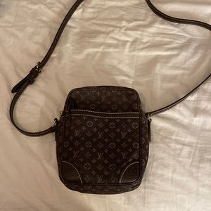 Louis vuitton purse